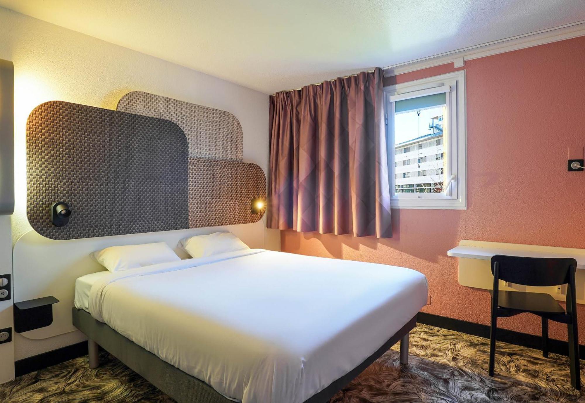 B&B Hotel Marseille Parc Chanot Luaran gambar