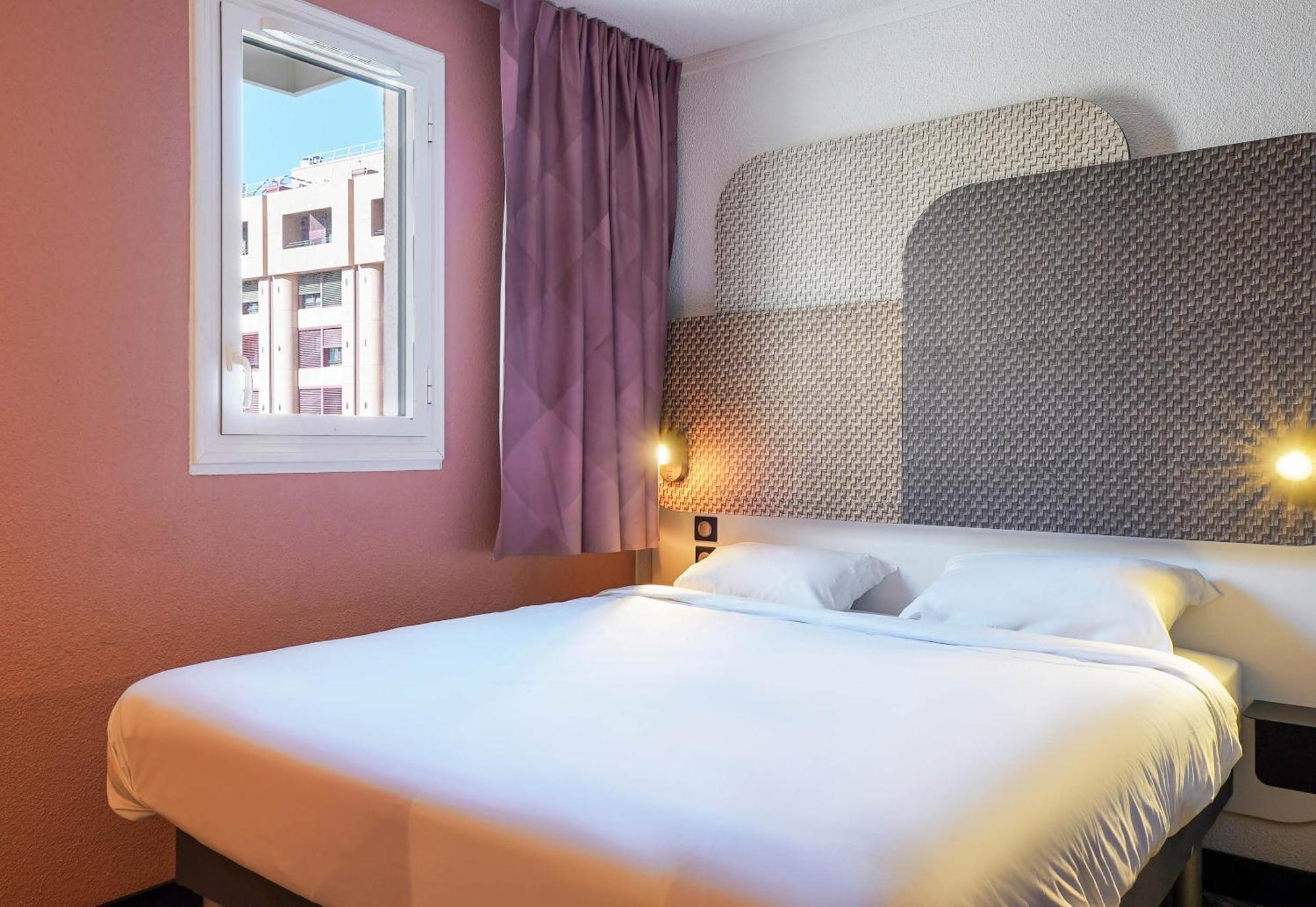 B&B Hotel Marseille Parc Chanot Luaran gambar